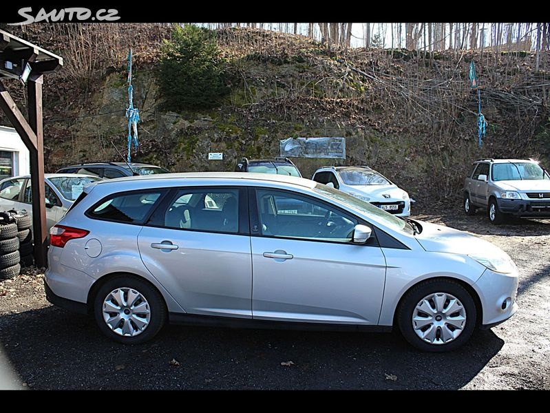 Ford Focus - 8