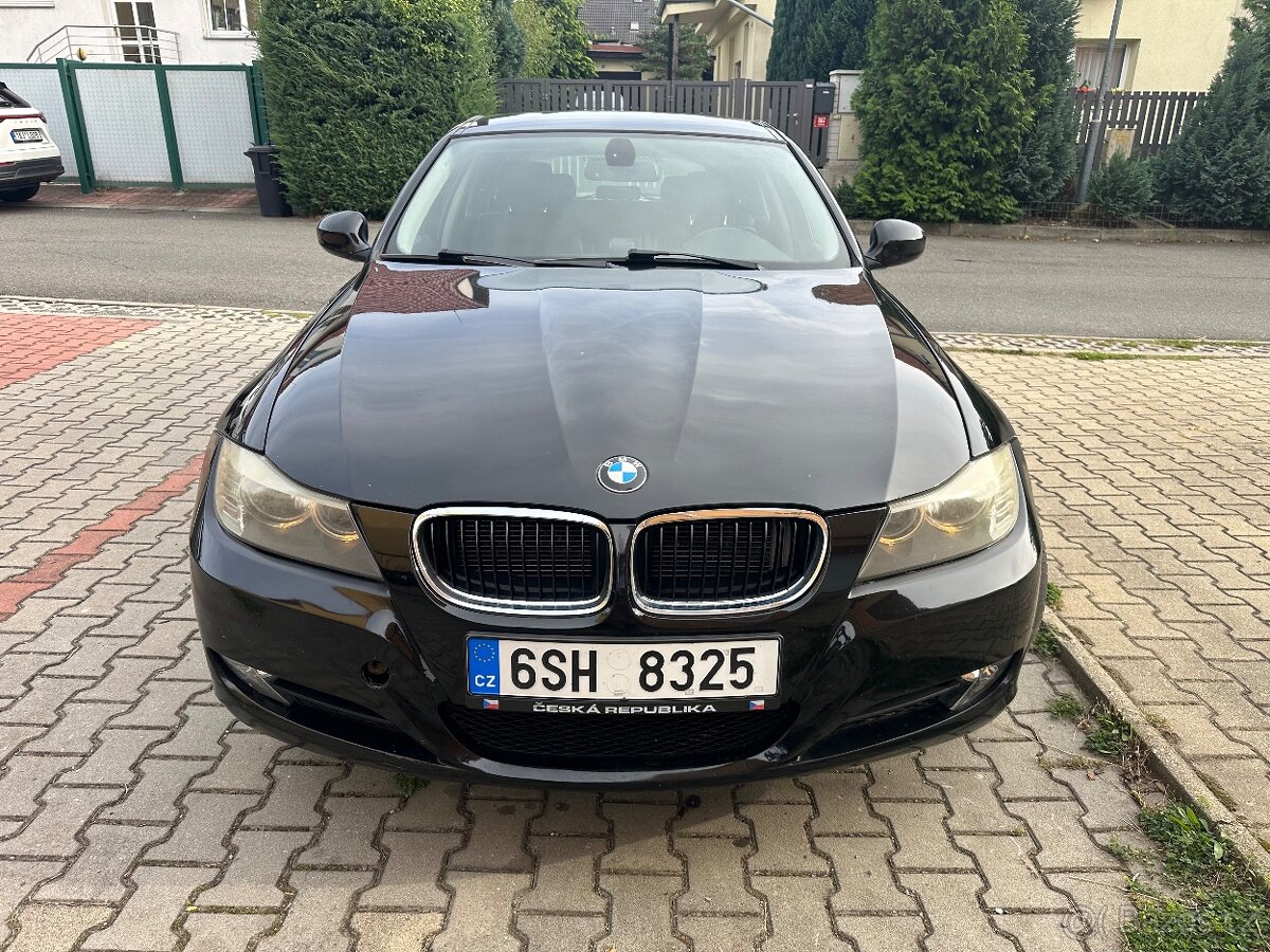 BMW e91 2.0 bizel 2012 rok - 8
