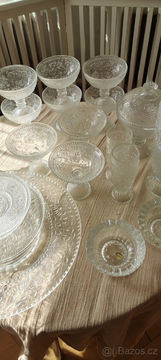 Lisované sklo P. Pánek - 8