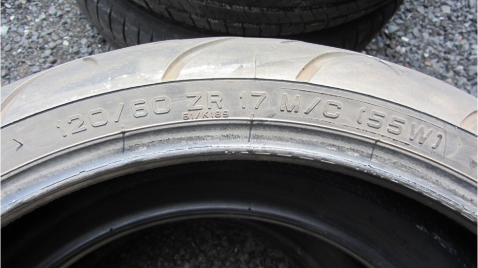 Metzeler 120/60/17, DOT4506 - 8