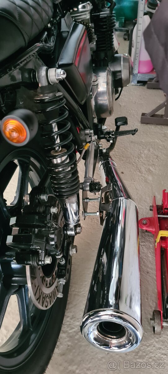 Kawasaki Z750 - 8