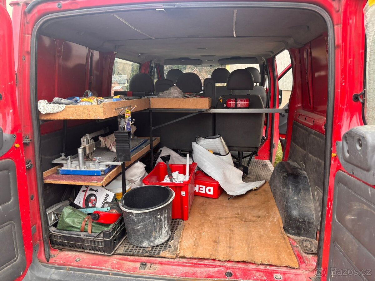 Ford Transit 1.9 - 8