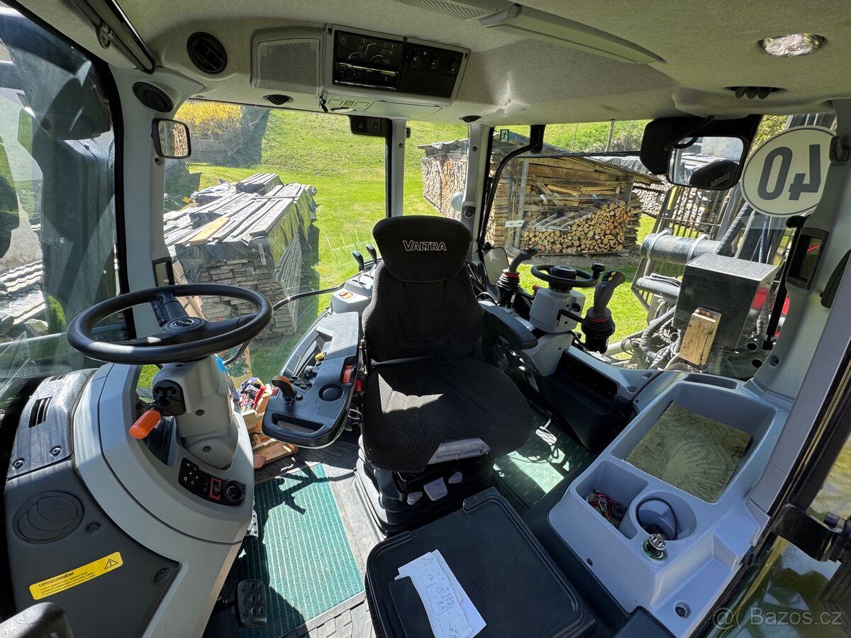 Valtra n134 active + Palms 13D - 8