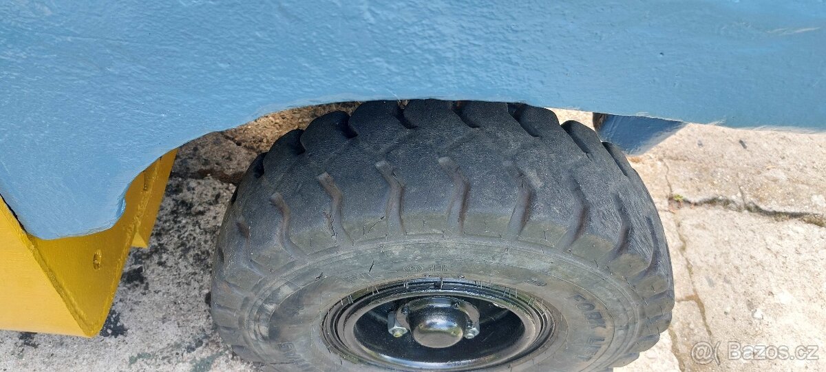 Prodám použitý naftový vysokozdvižný vozík - 8