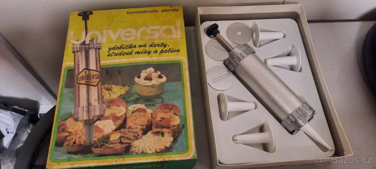 Kuchyňská váha a zdobička - 8