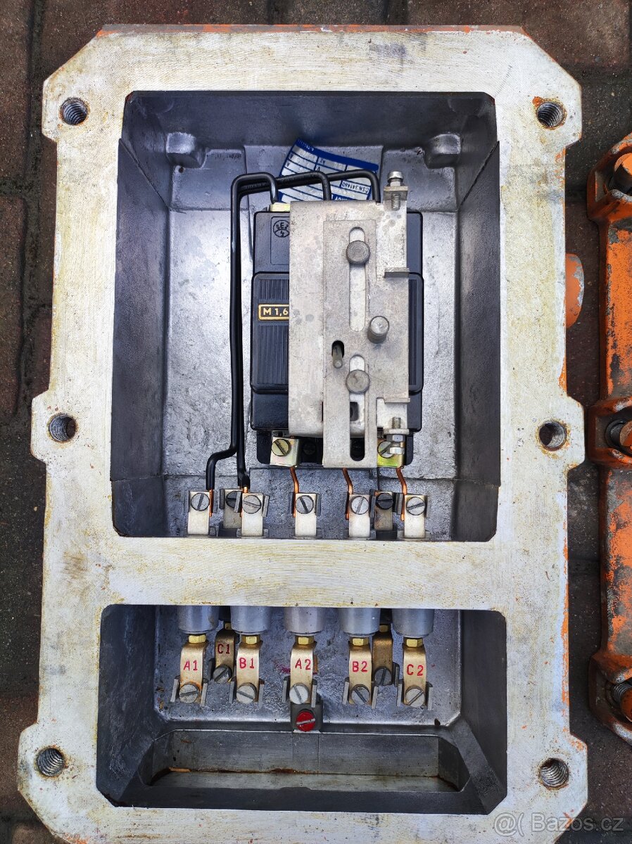 Nevýbušný vypínač - 8