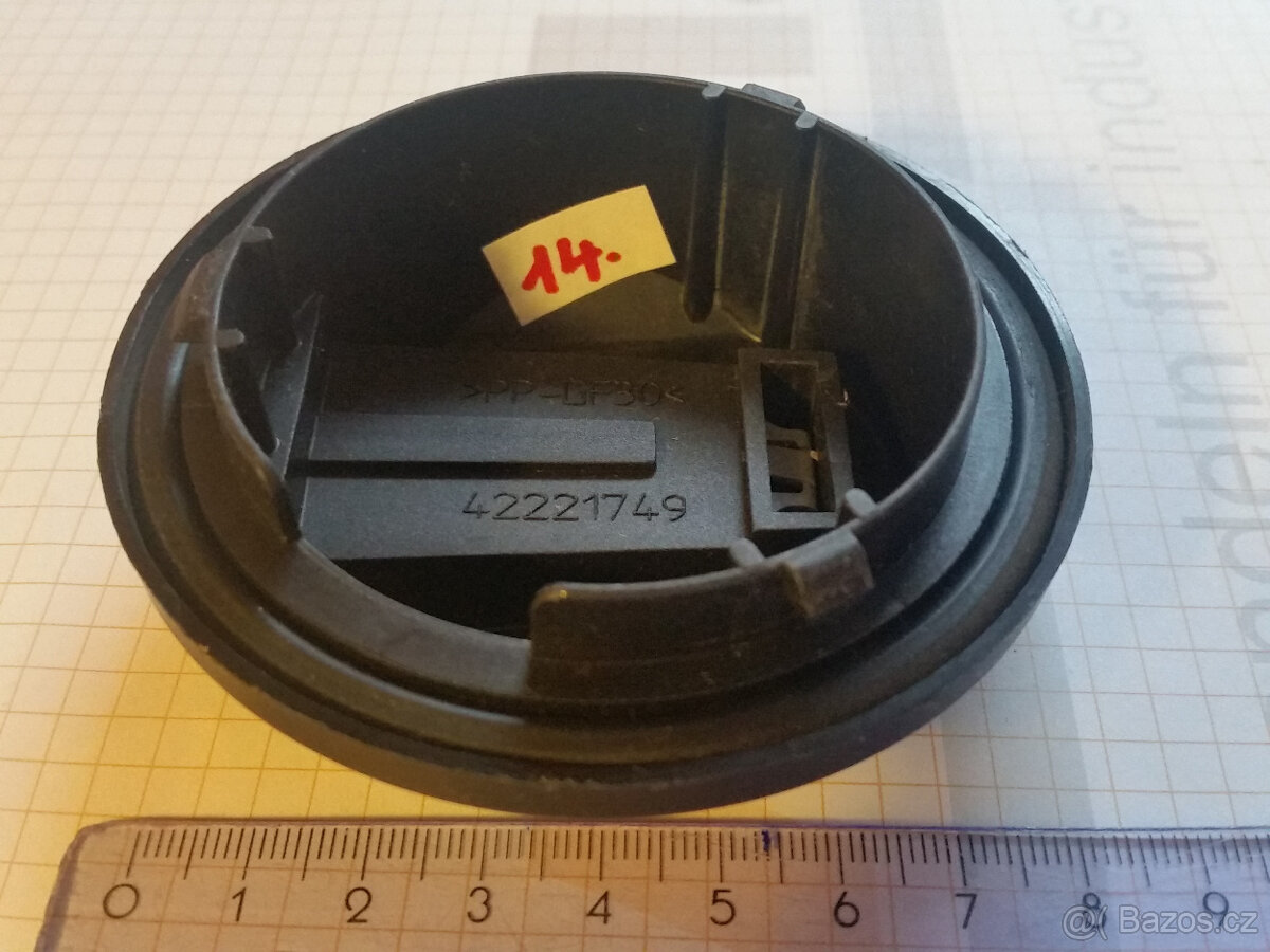 zadní kryt světlometu 3 - 8