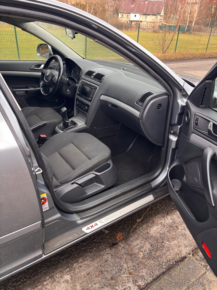 ŠKODA OCTAVIA 4X4 - 8