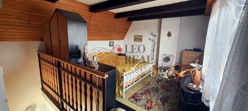 Pozemek pro výstavbu RD s chatou u Osvětiman - 8