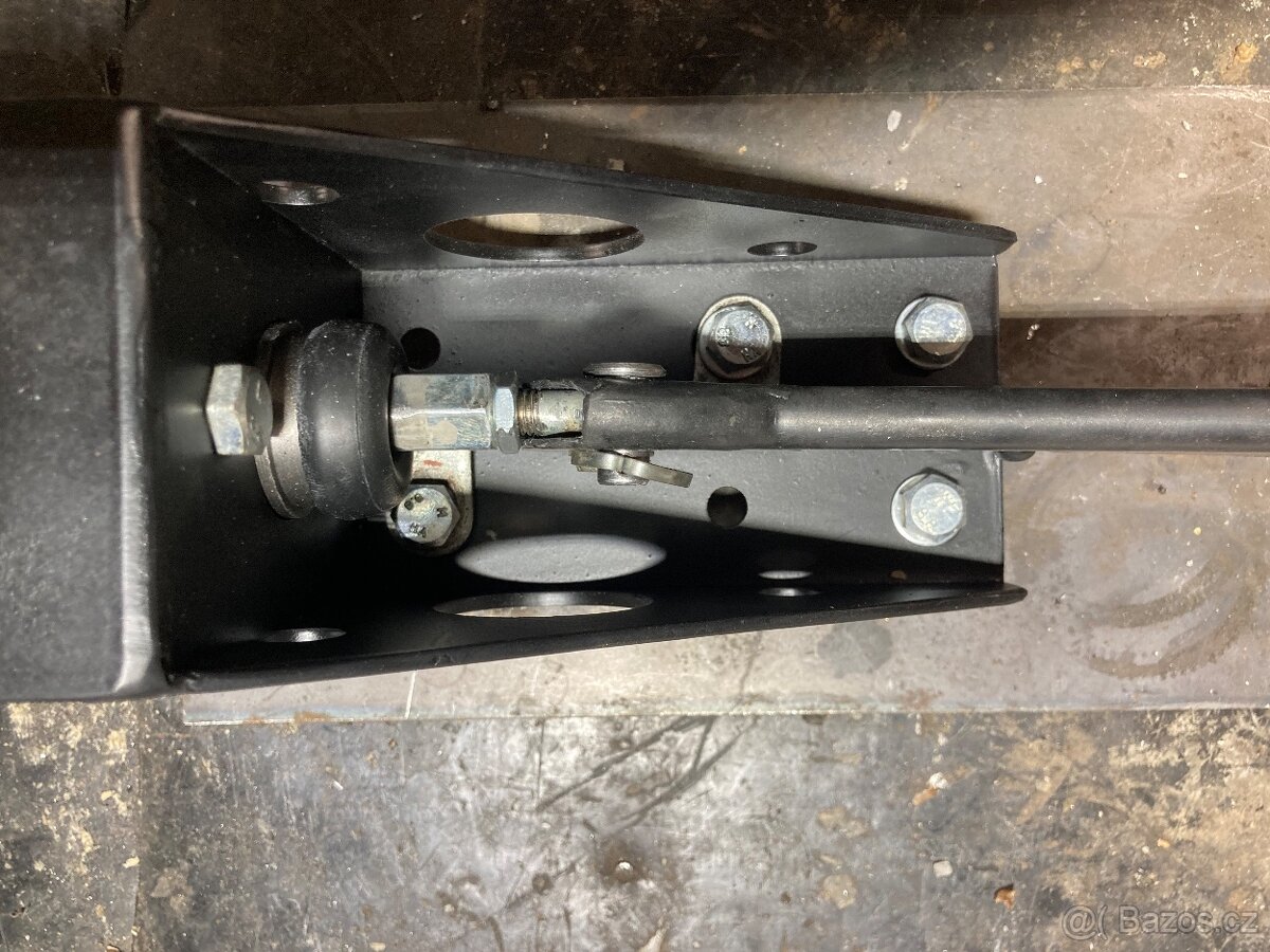 Hydraulická ruční brzda Škoda 130 - 8