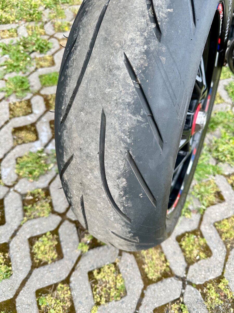 Triumph Speed triple 1050 - 8