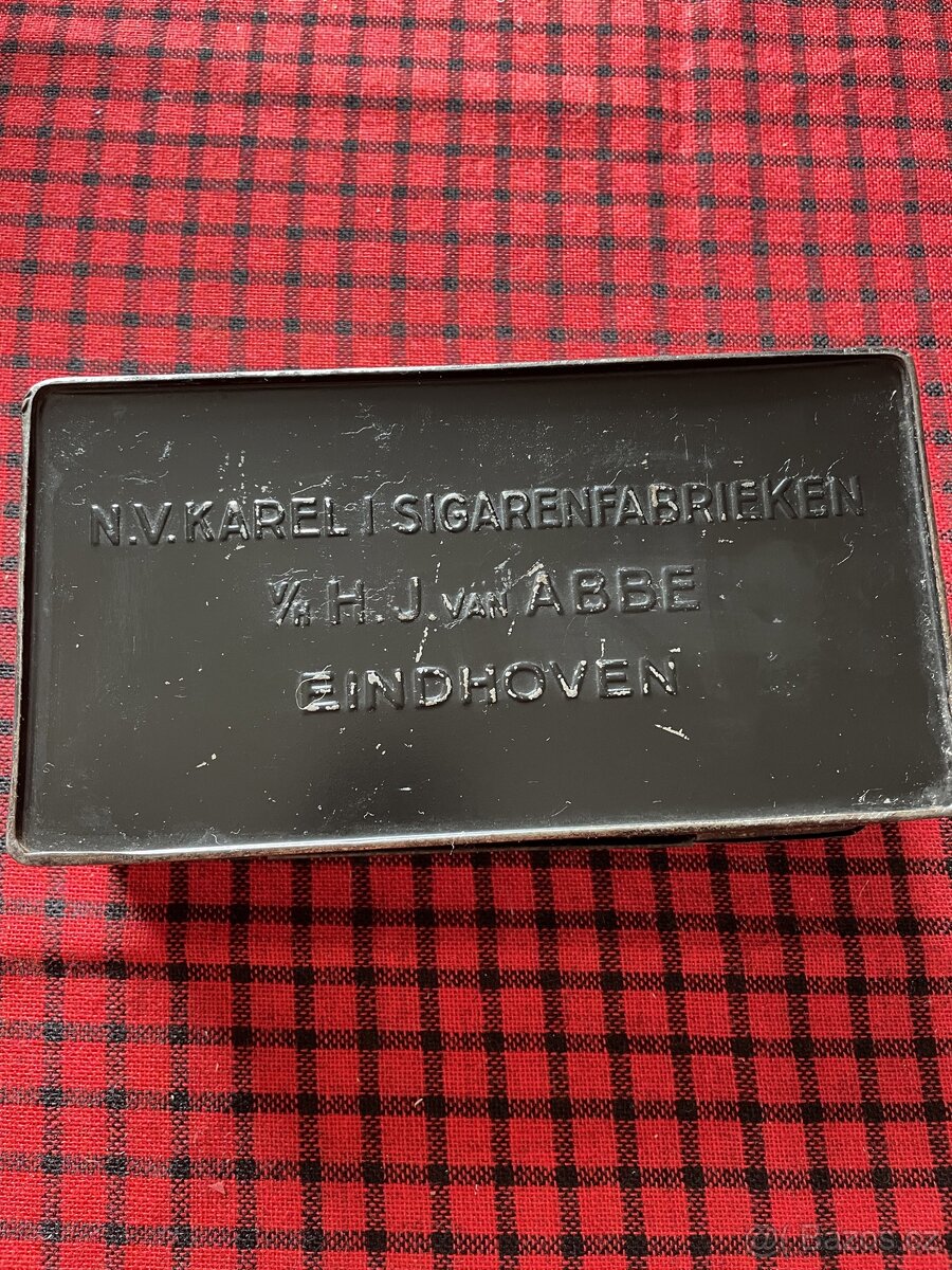 Staré plechovky - 8