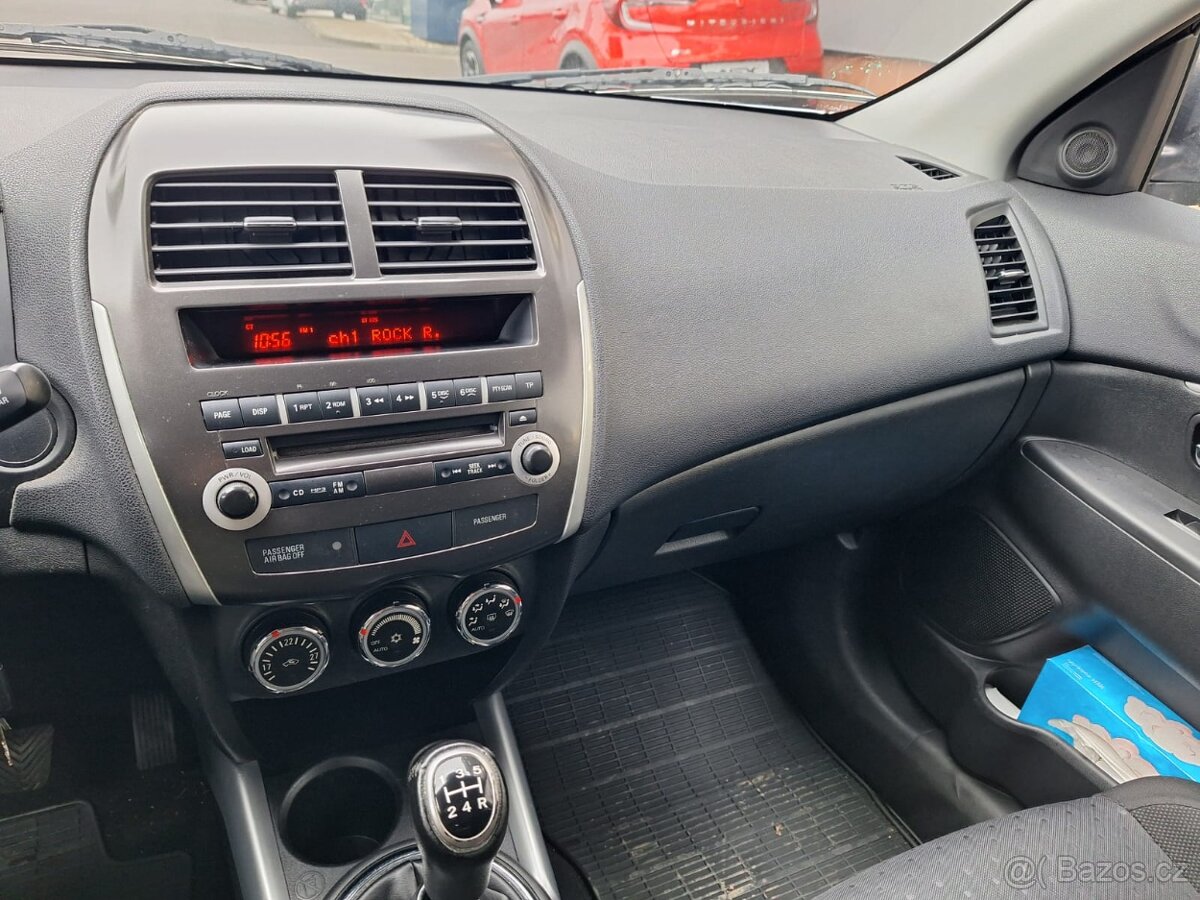 Mitsubishi ASX 1,6 MIVEC 30 Yahre limited - 8