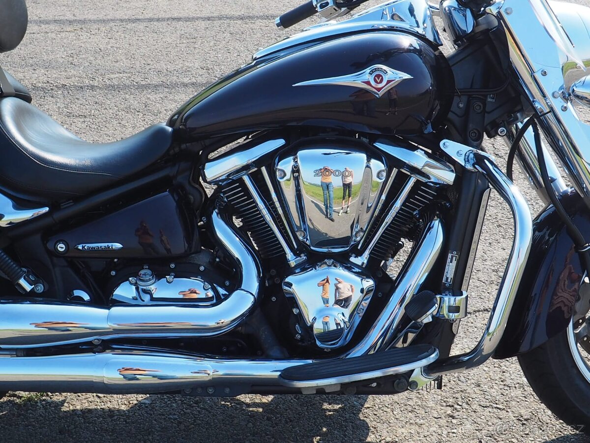 Kawasaki VN2000 - 8