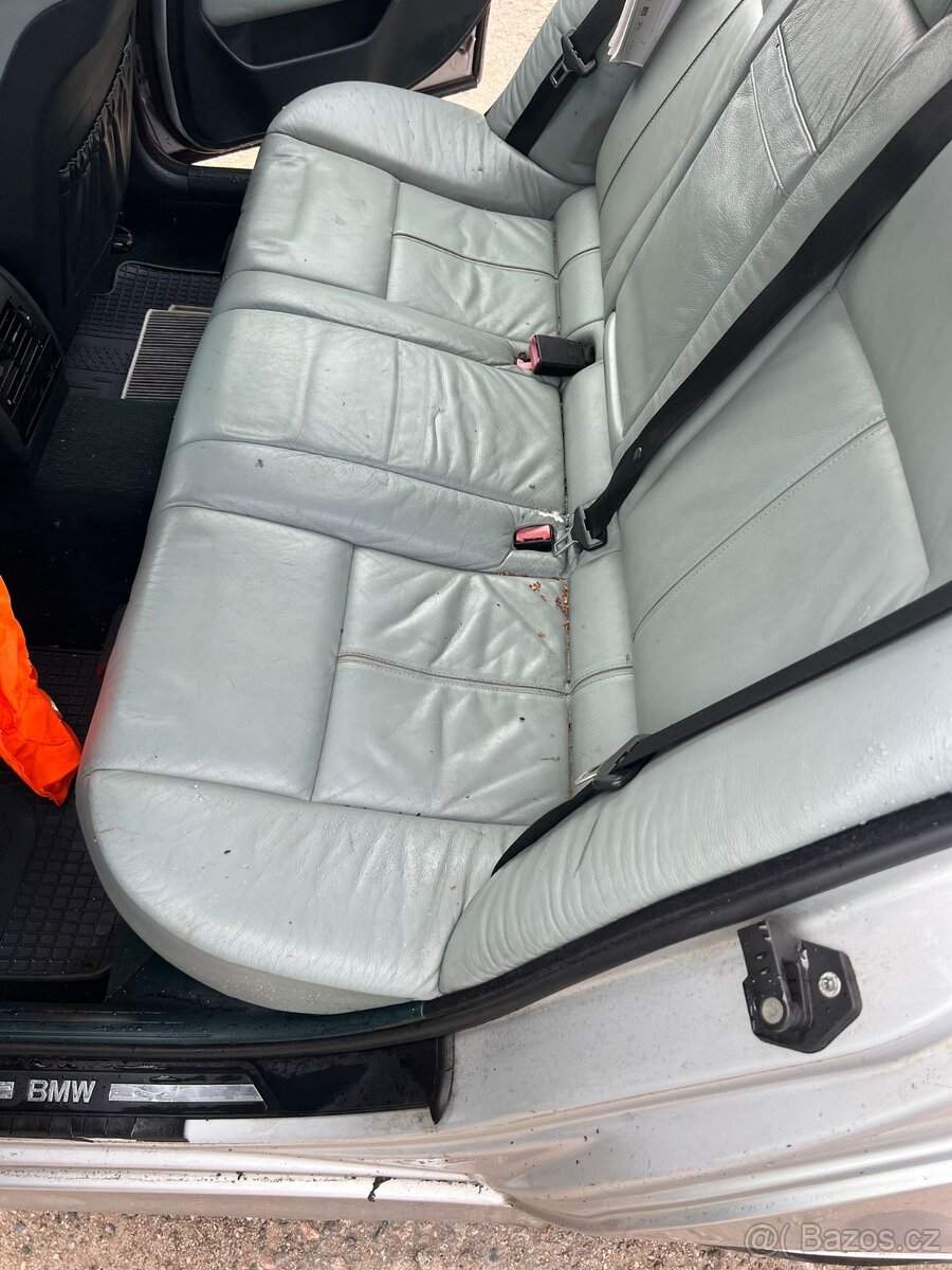 BMW E39 530d touring - 8