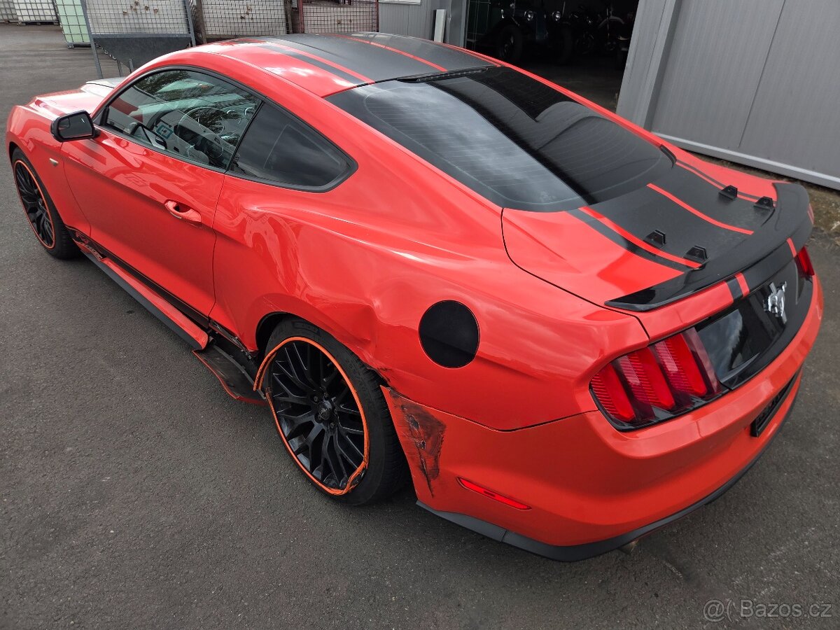 FORD MUSTANG 3.7 V6 2015 HAVAROVANÉ - 8