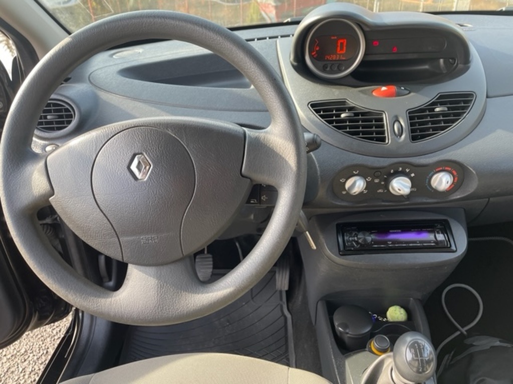 Renault Twingo 1.2i 43kw,r.2010, nová stk - 8