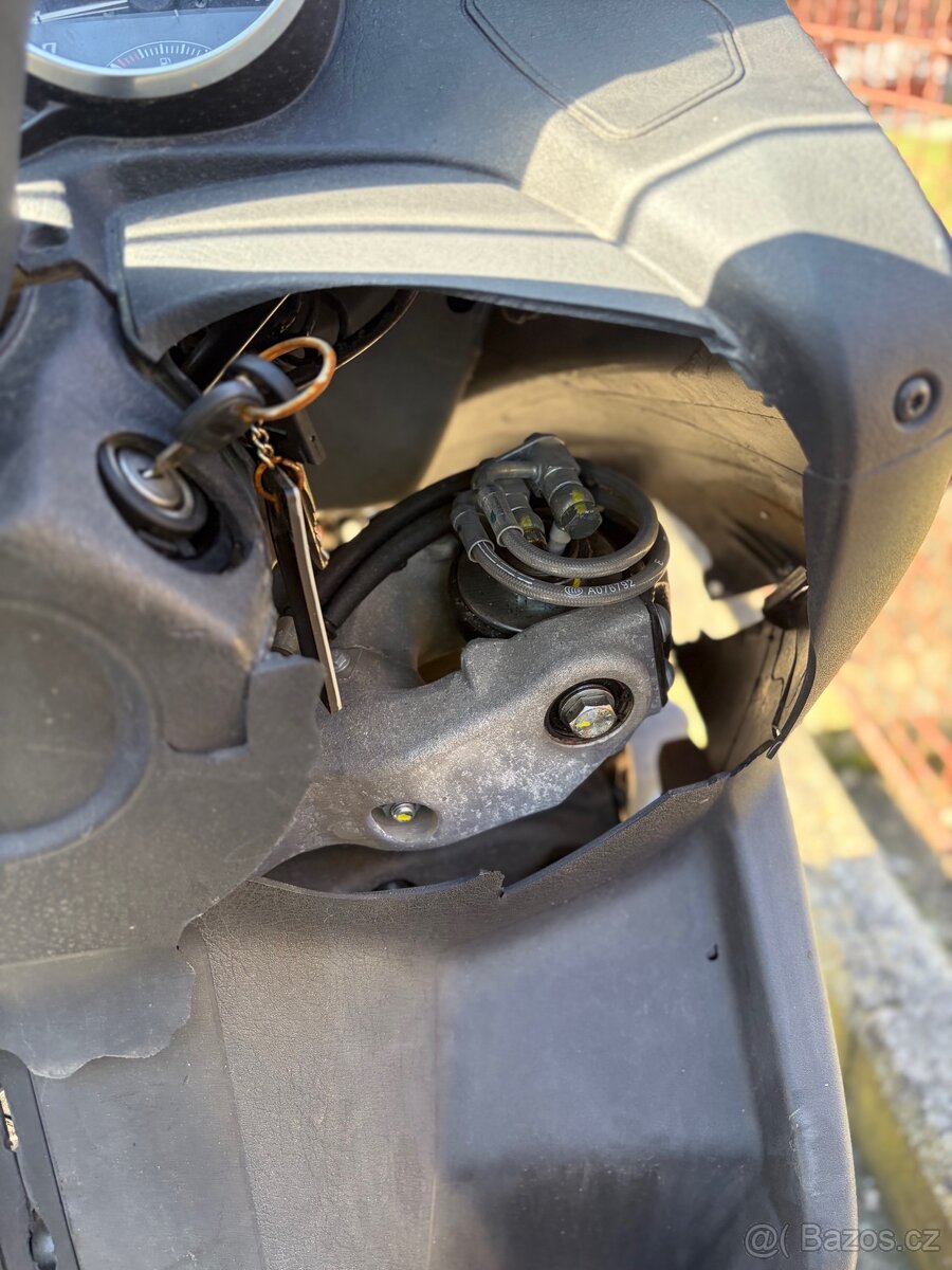 Piaggio mp3 300 lt - 8