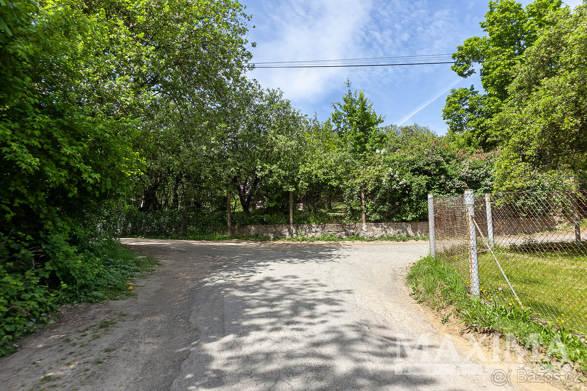 Pozemek o ploše 1552 m2 - Davle, Davle - 8