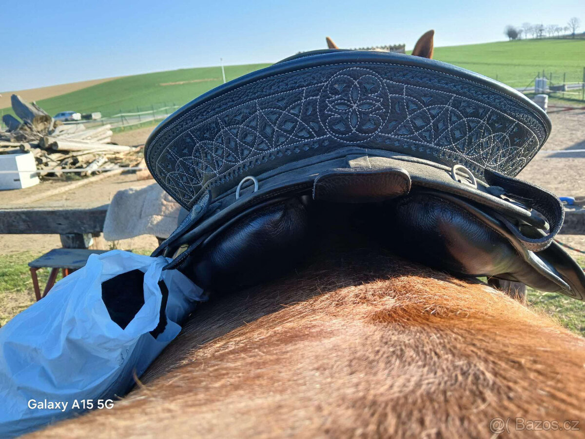 Bezkostrové sedlo Ludomar - 8