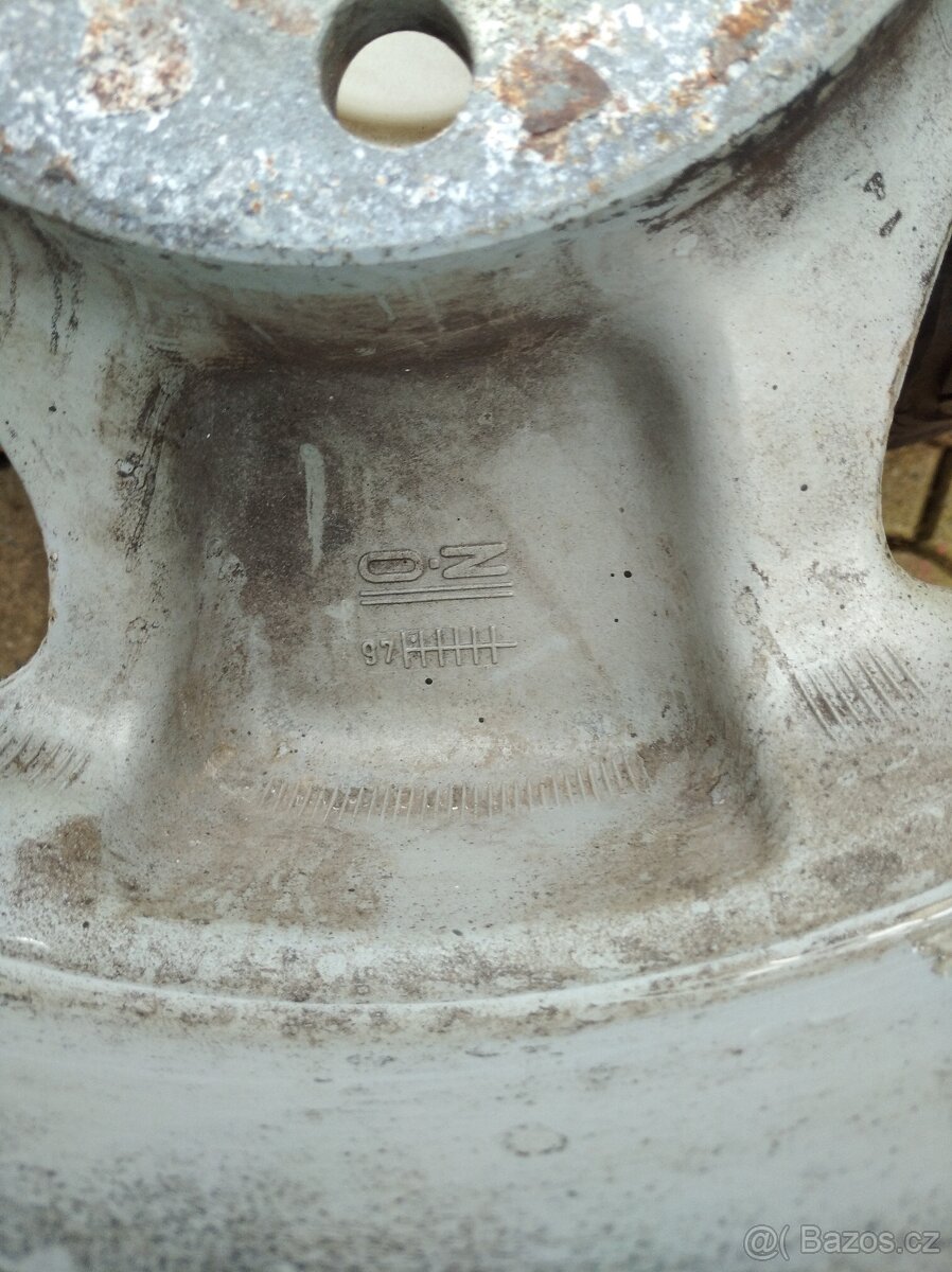ALU kola OZ 6x139 - 8