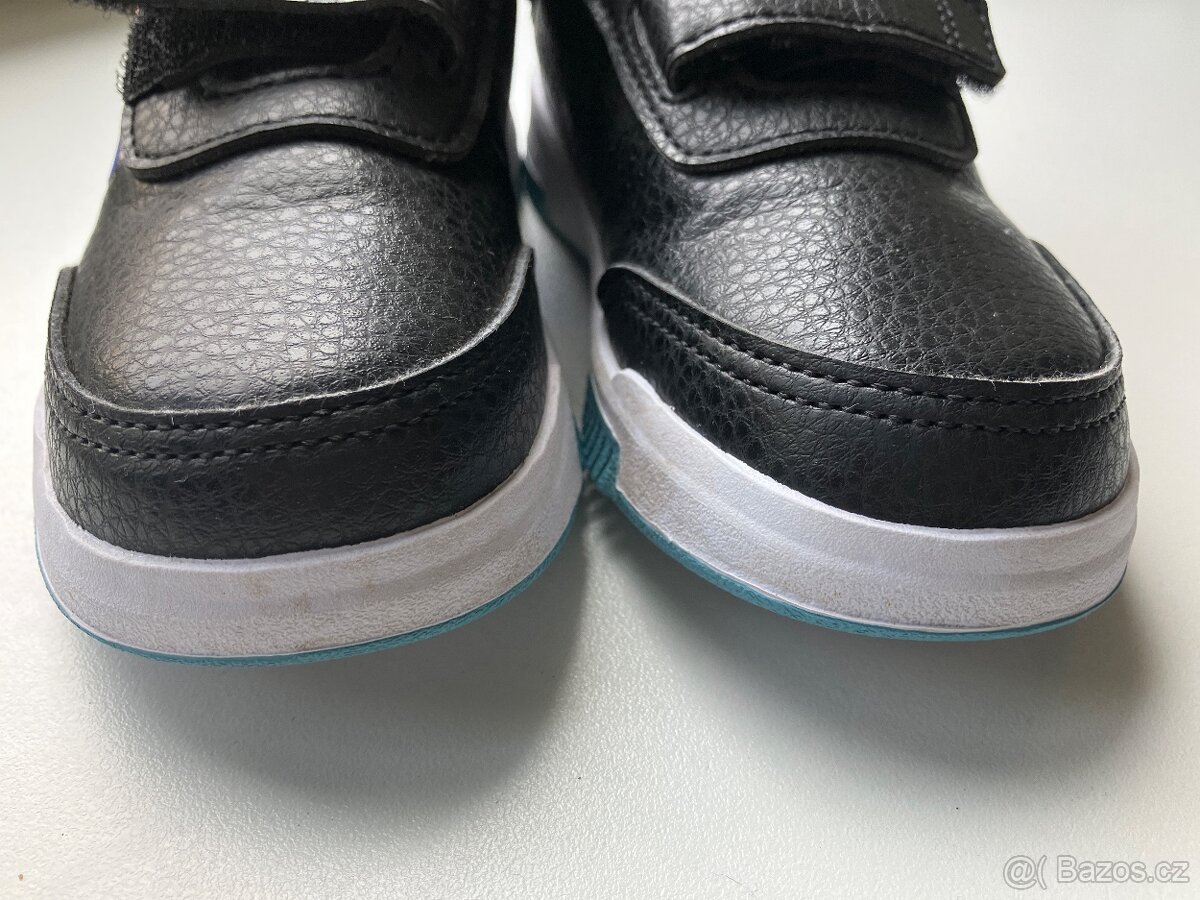 Tenisky tmavé 29 Adidas Switch - 8