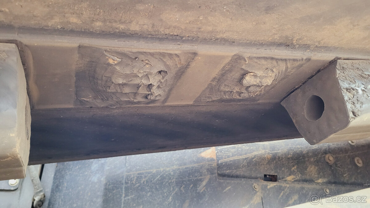 Pásy na traktor Challenger - 8