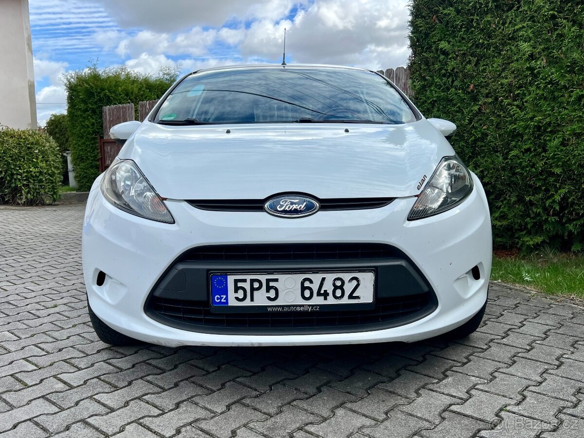 Ford Fiesta 1,6 TDCi / KLIMA / 2010 - 8