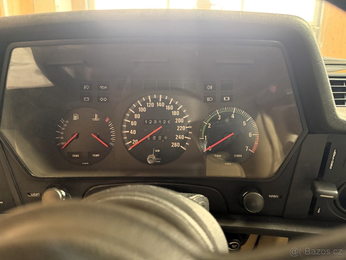 BMW Řada 6 BMW 635 CSi (E24) 1981 - 8