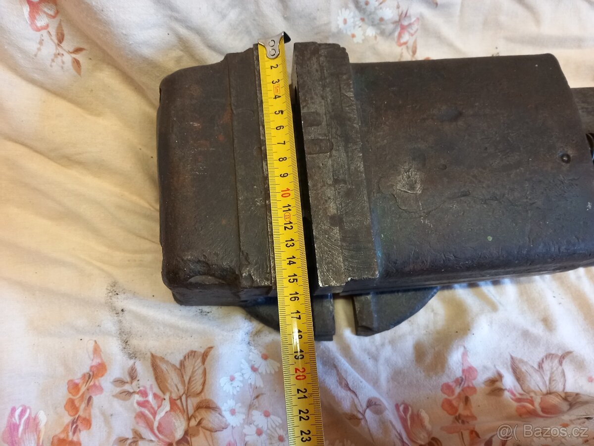 strojní svěrák - 8