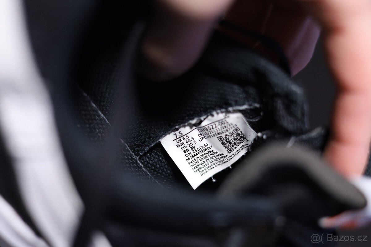 Nike Waffle Debut (Black/White) - 8