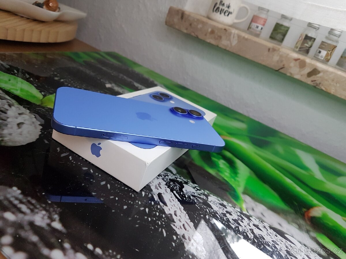 Iphone 16, 100% Baterie - 8