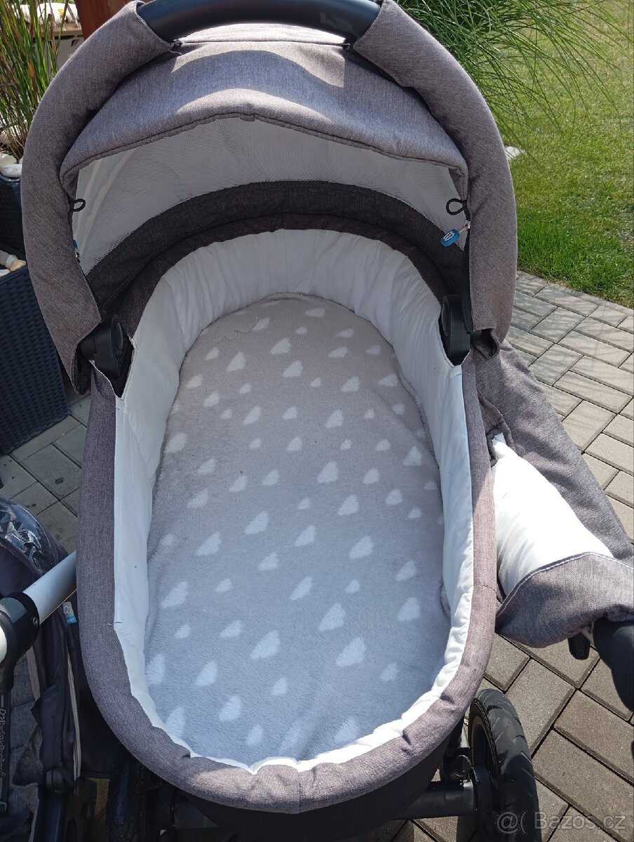 Kočárek 3 v 1 - 8