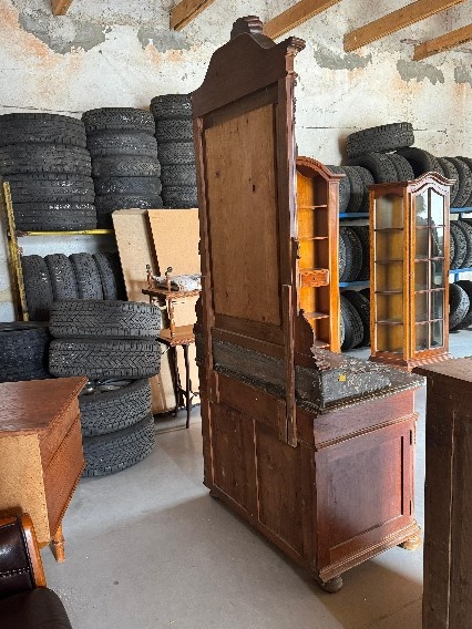 Sestava starožitného nábytku - 8