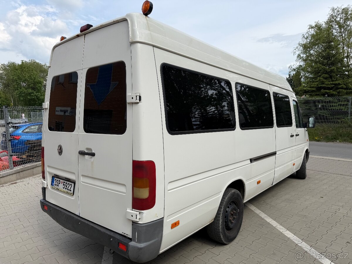 VOLKSWAGEN LT 35, 9 míst - 8