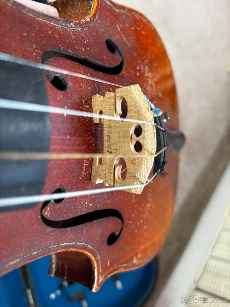 2x housle + 3 smyčce - 8