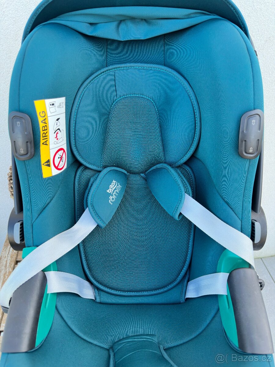 Autosedačka Britax Baby-Safe iSense - Atlantic Green + báze - 8