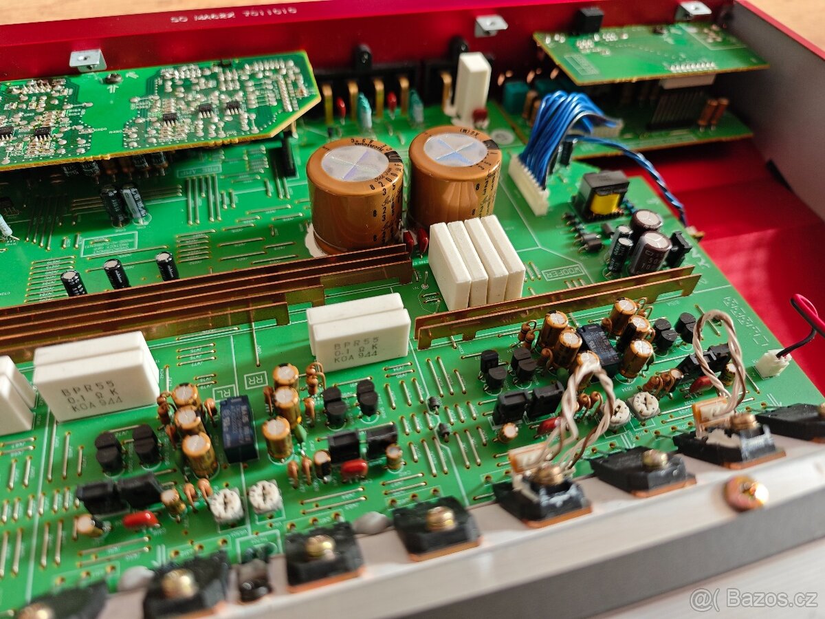 Zesilovač do auta Sony XM 7557 - 8