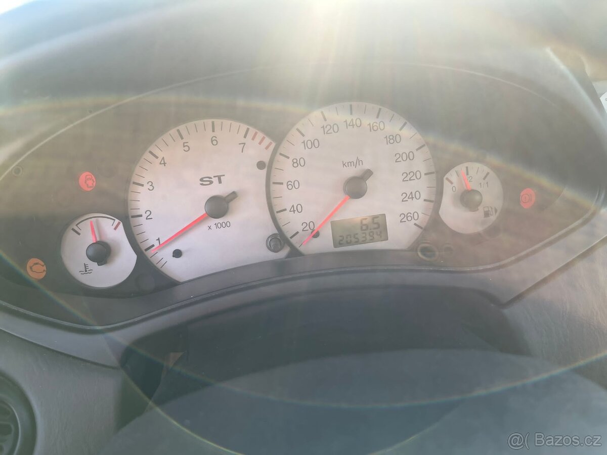 Ford Focus ST 170 - 8