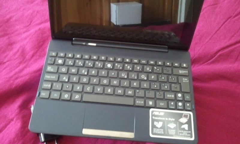 ASUS Transformer Pad TF 300T - 8