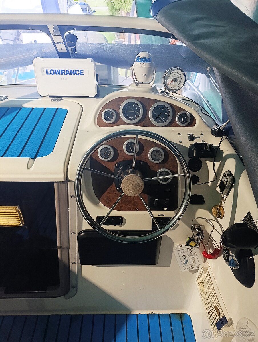Motorový člun Quicksilver 550 - 8
