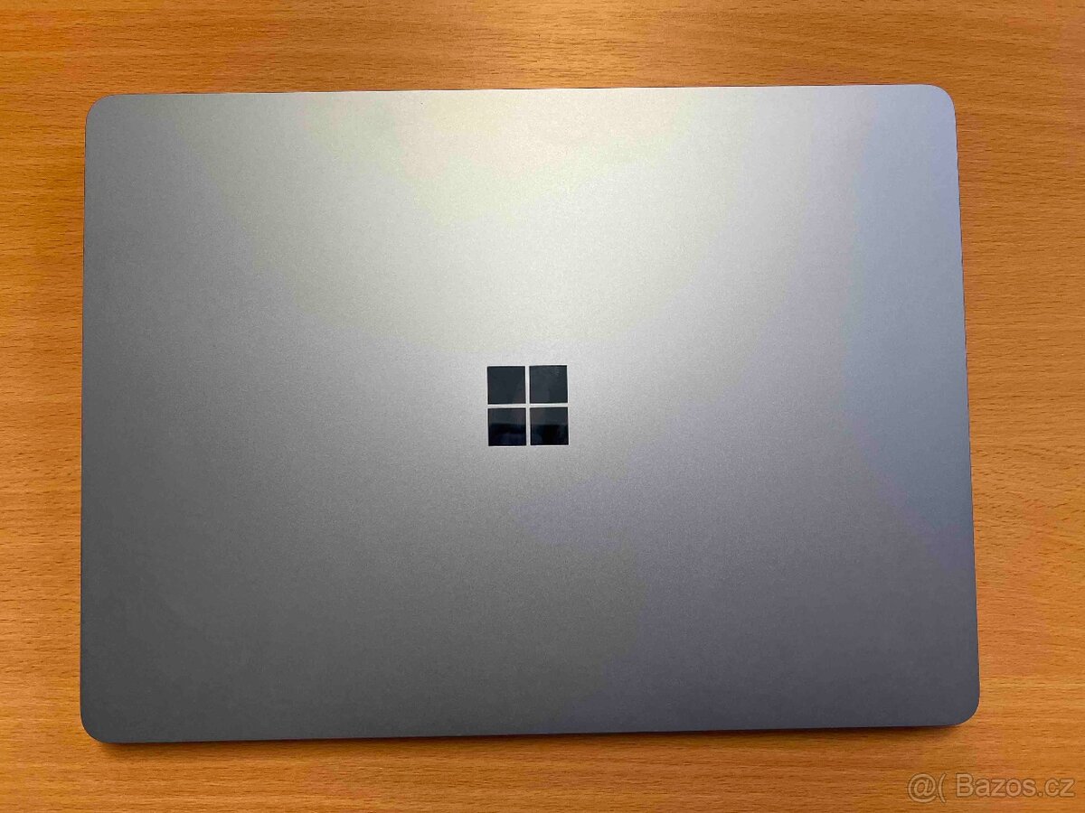 💎 Microsoft Surface Laptop 7 – 13,8" / 16 GB RAM / 512 GB - 8