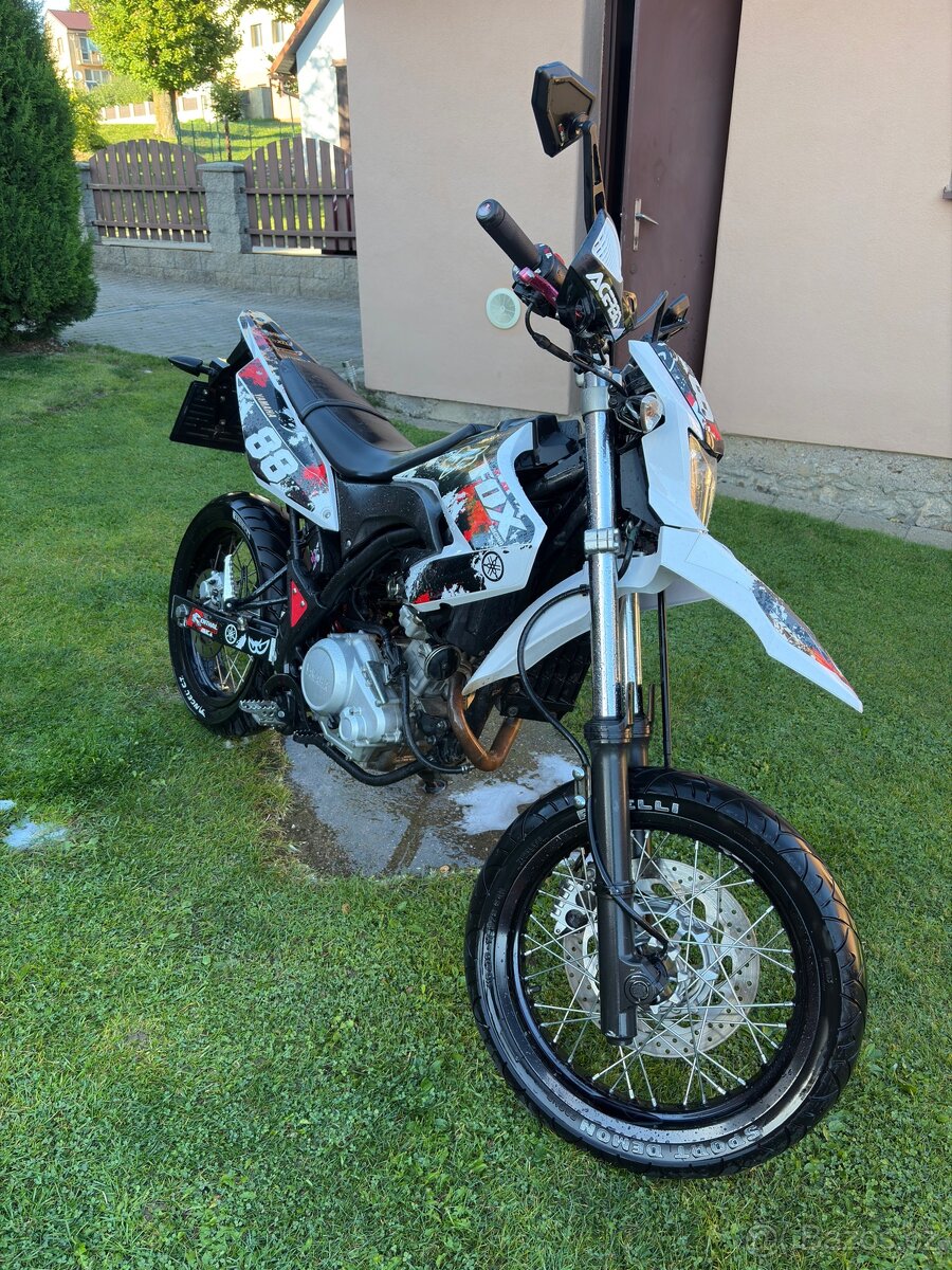 YAMAHA WR 125 X 2015 - 8
