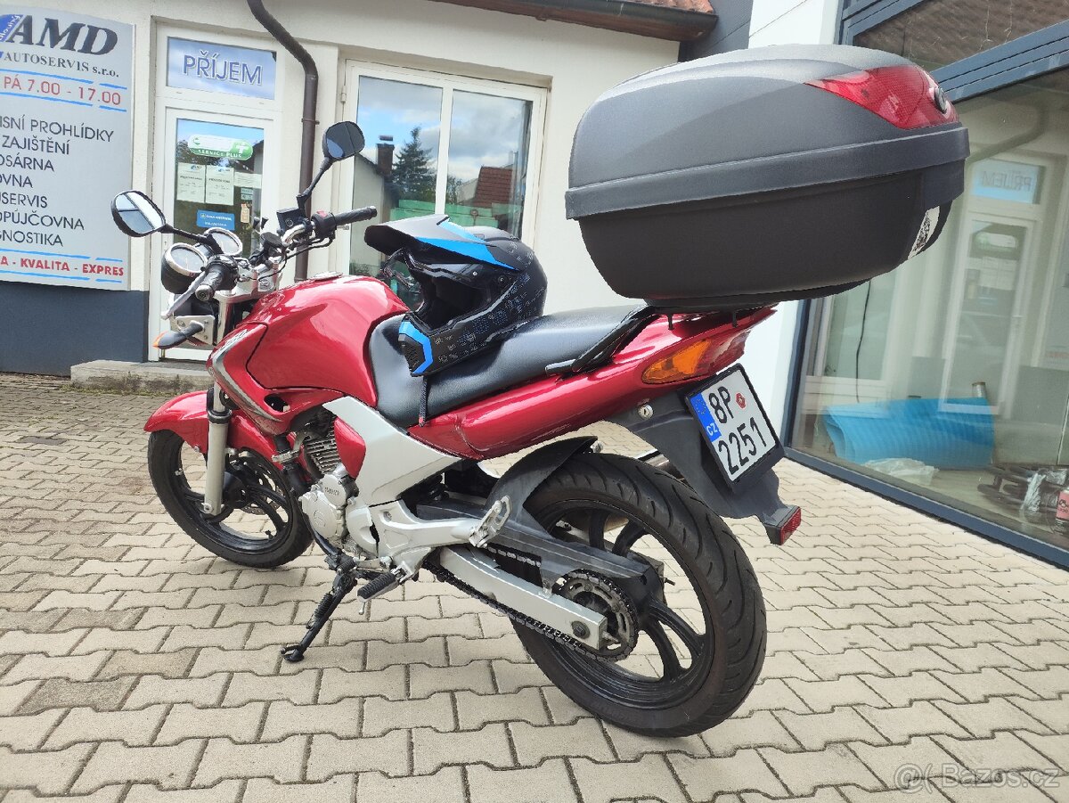 Yamaha YBR 250 - 8