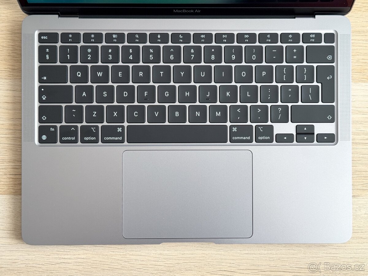 13" MacBook Air M1 - 8GB RAM/128GB SSD, TOP STAV, 100% BAT - 8