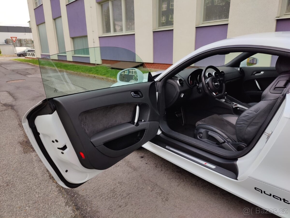 Audi TT 2,0TDI Quattro/3xSline/ v zimě nejeté / - 8