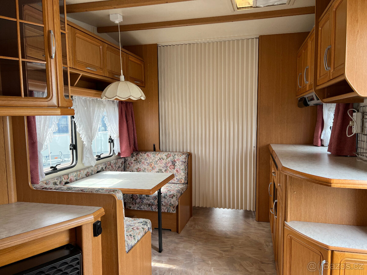 Karavan Hobby Landhaus 760-chata na kolech - 8