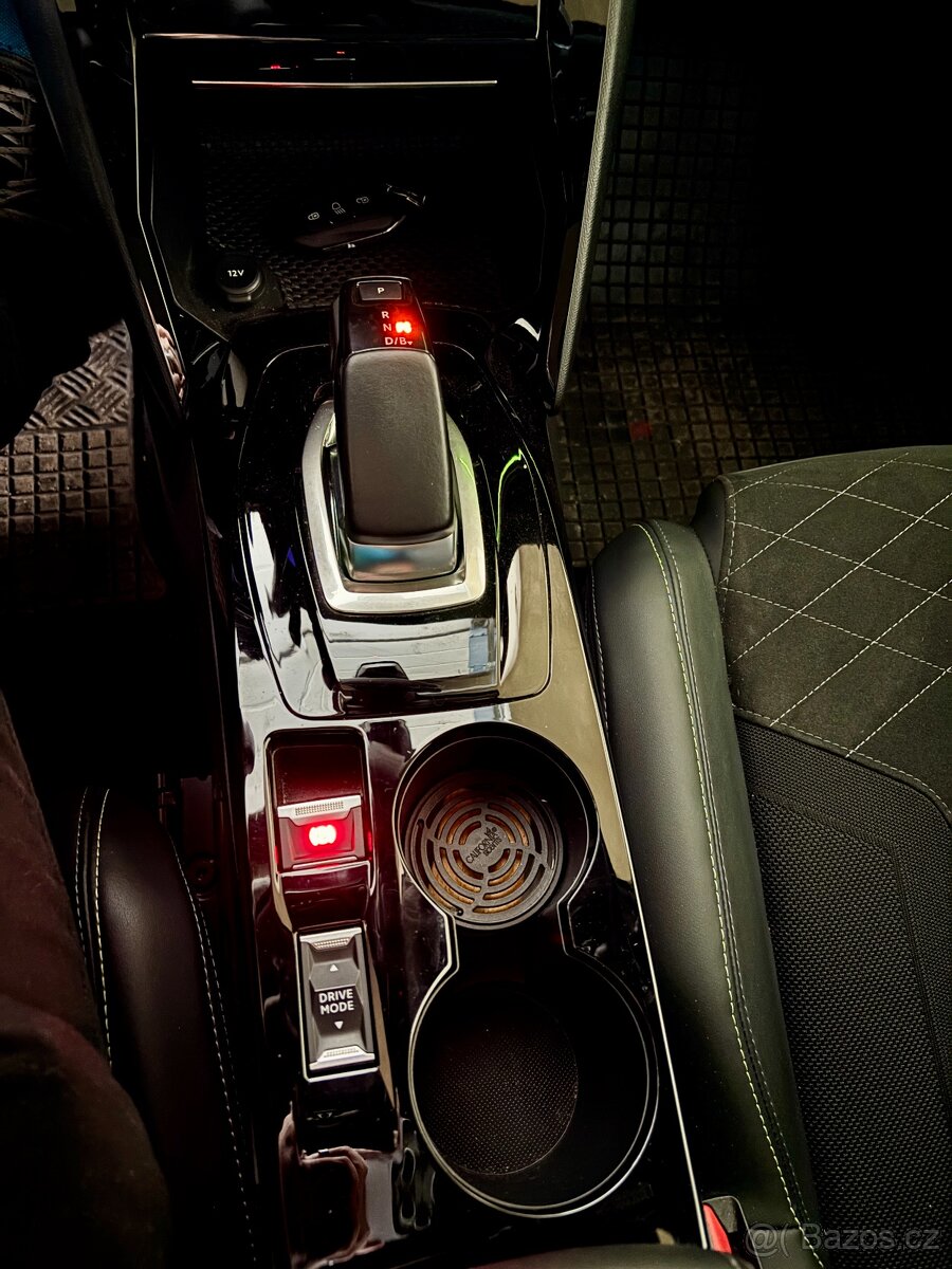 Peugeot e-208 GT 100 kw - 8