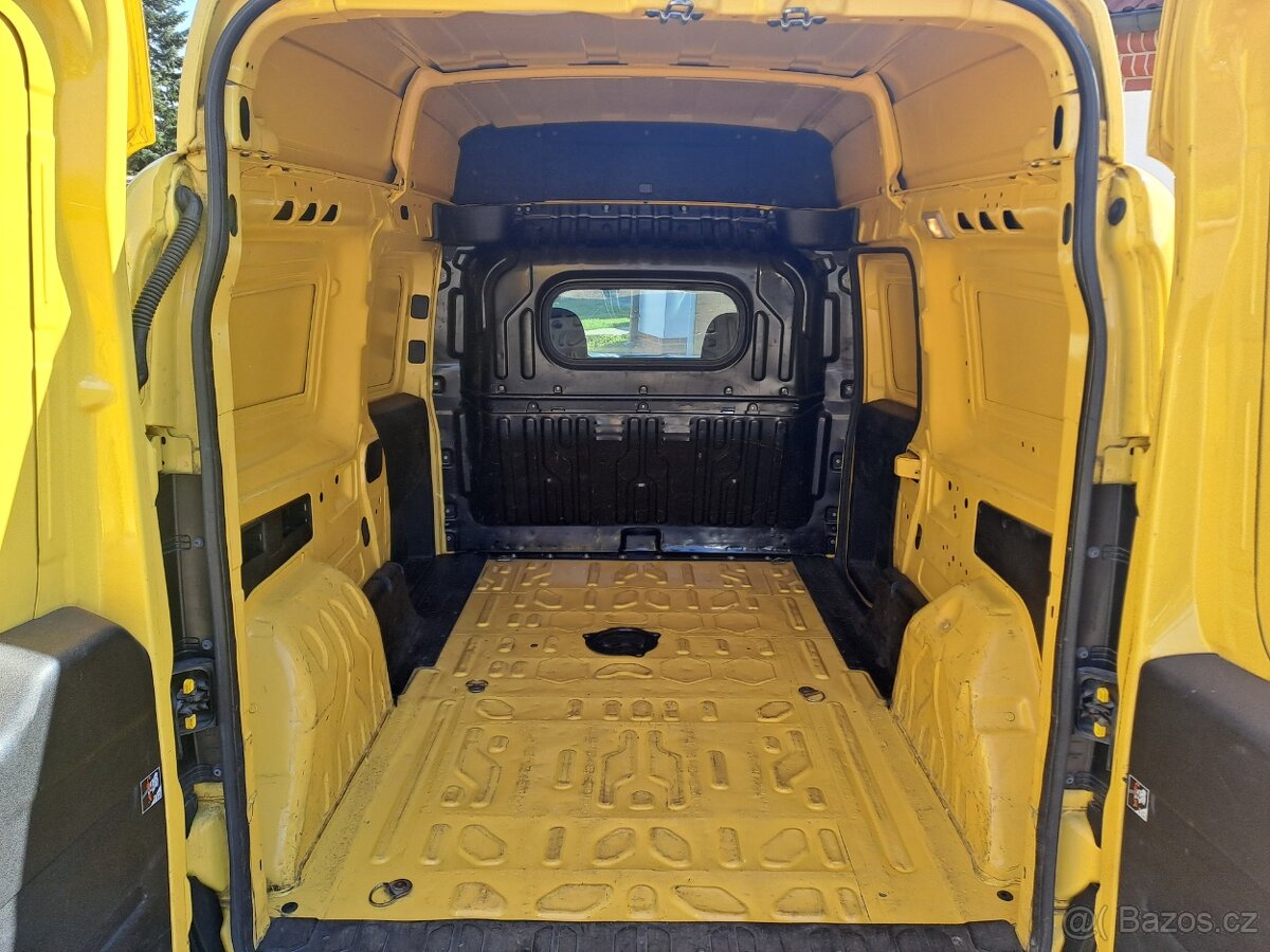 Fiat Doblo Cargo XL ,1.6 MTJ 77kw,r.v4/2019 - 8