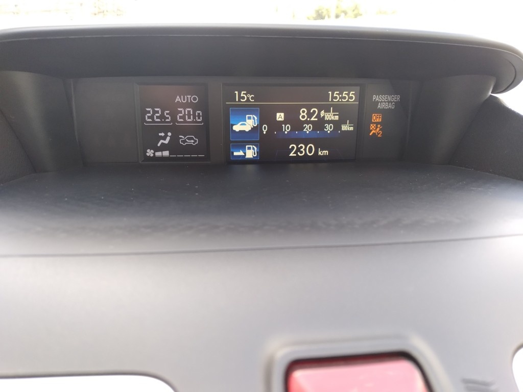 SUBARU XV 2.0 D AWD MANUÁL - 8